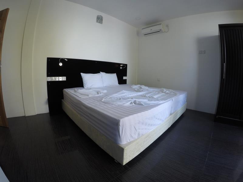 Hotel Seven Corals Maafushi Exterior foto